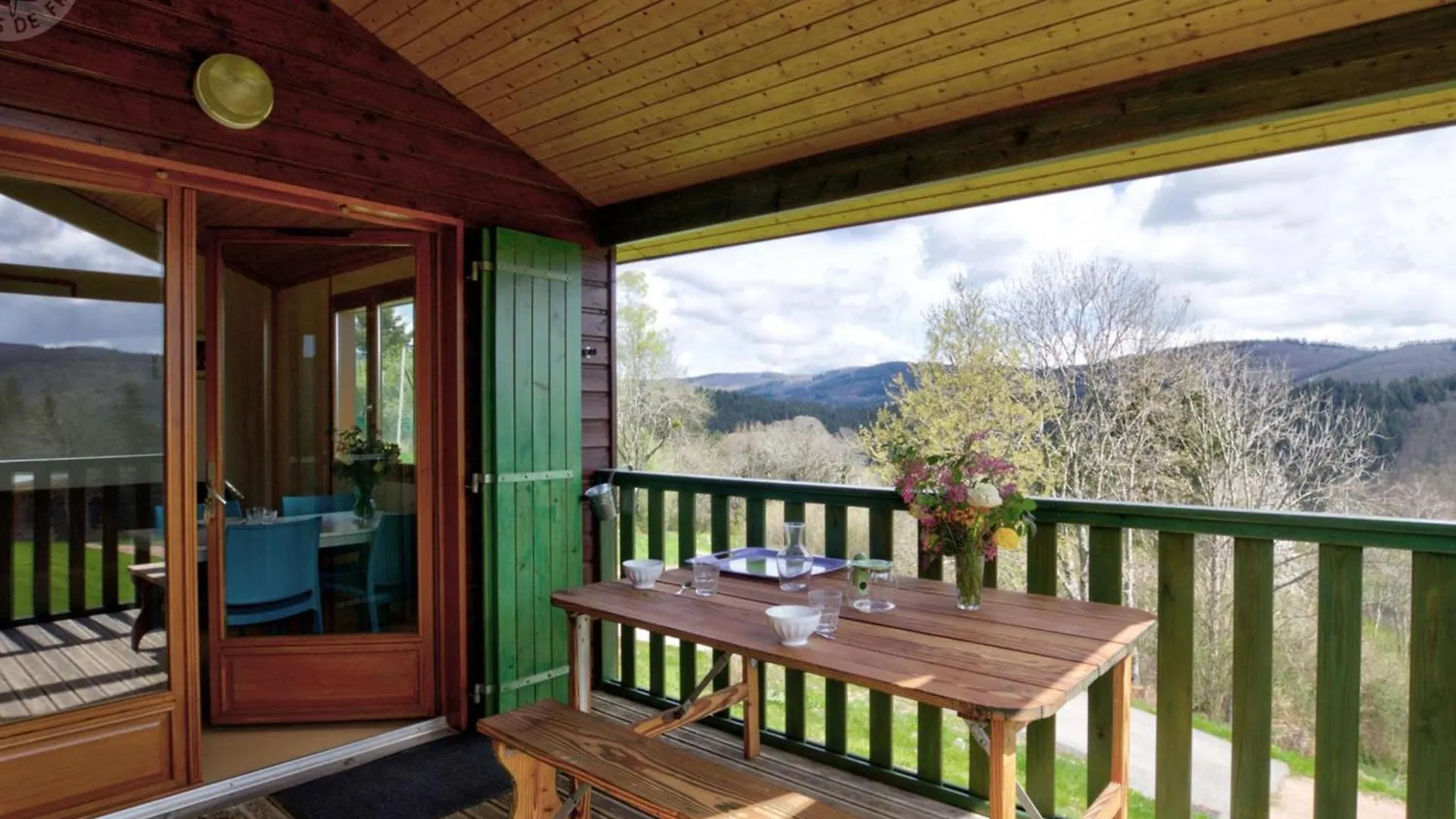 Chalet 35M² Pmr Avec Terrasse, 2 Chambres, Piscine, Activites De Plein Air, Animaux Acceptes - Fr-1-496-243 Saint-Rirand